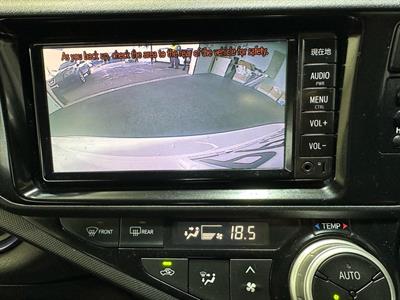2017 Toyota Aqua - Thumbnail