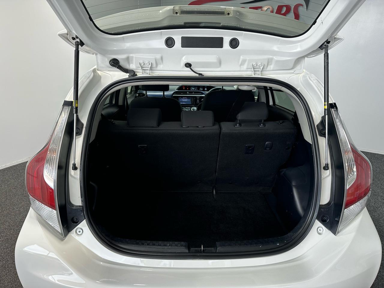 2017 Toyota Aqua