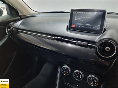 2015 Mazda Demio - Thumbnail