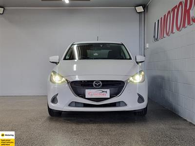 2015 Mazda Demio - Thumbnail