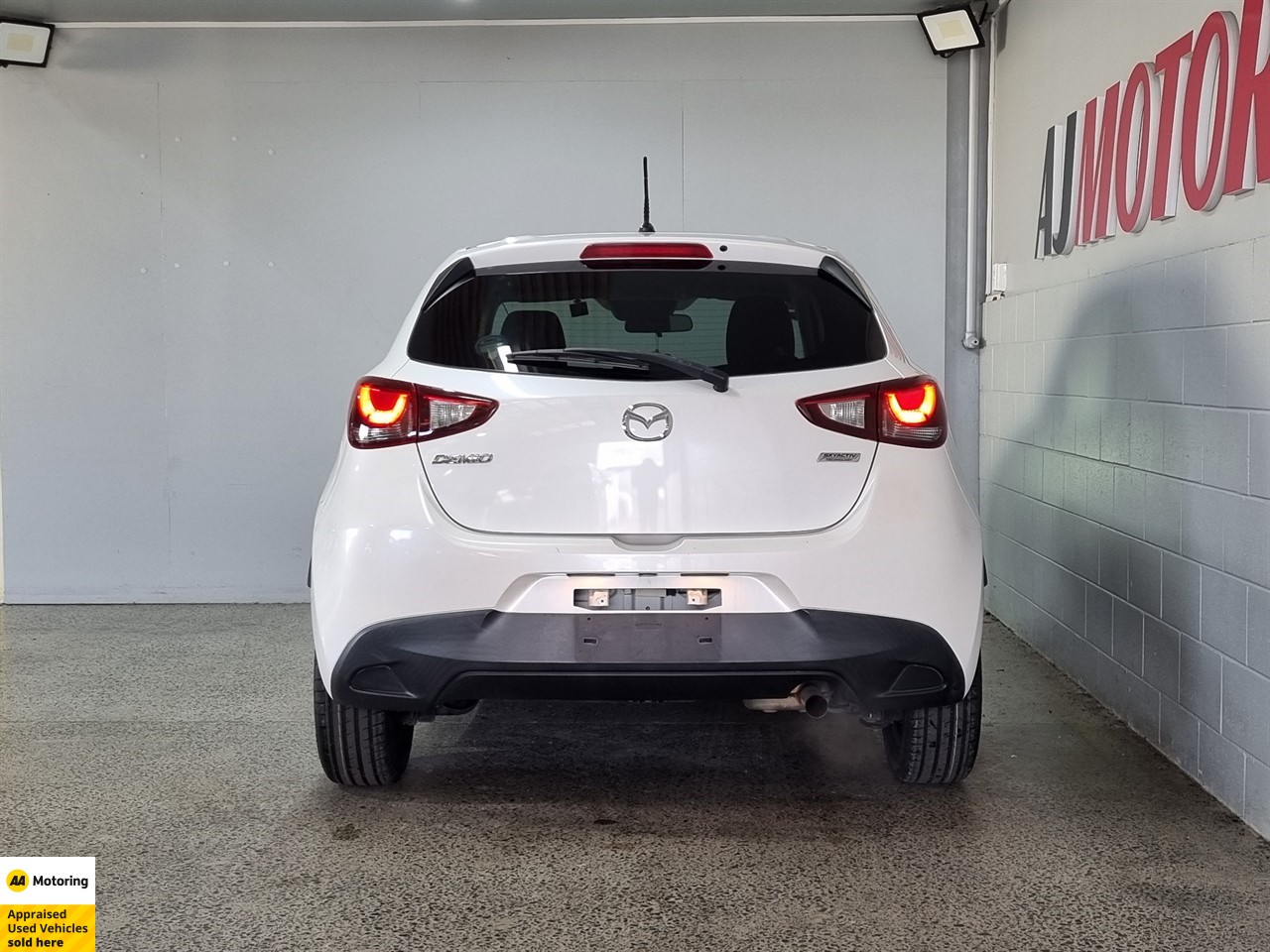 2015 Mazda Demio