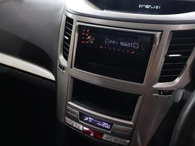 2009 Subaru Legacy - Thumbnail