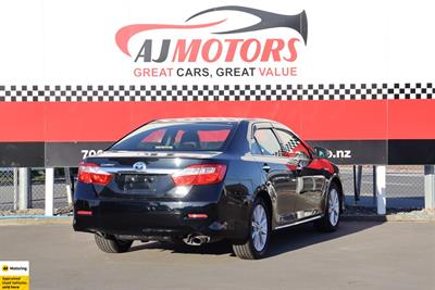 2012 Toyota Camry - Thumbnail