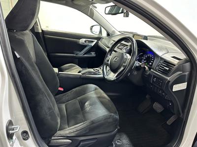 2012 Lexus CT200H - Thumbnail