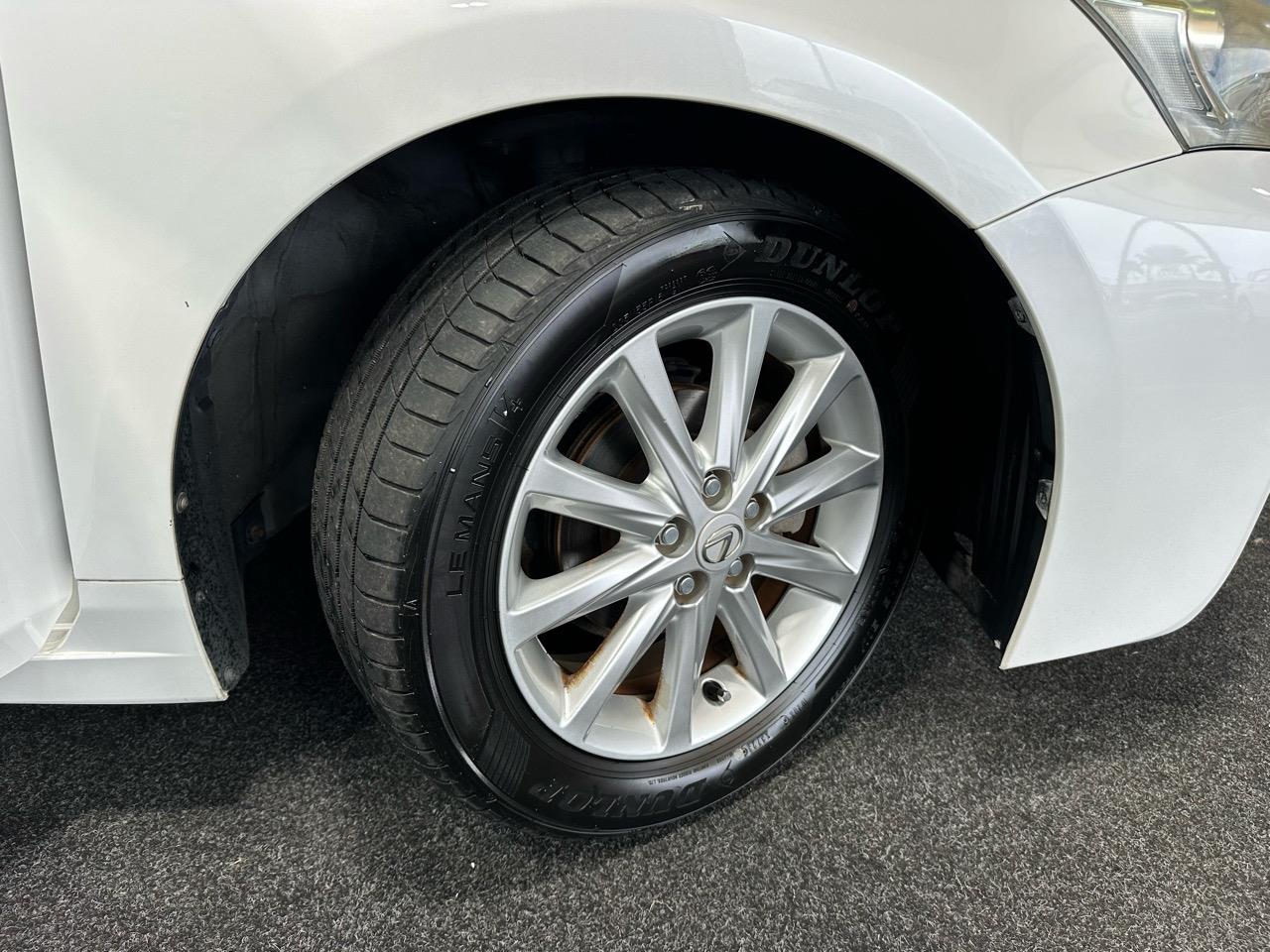 2012 Lexus CT200H