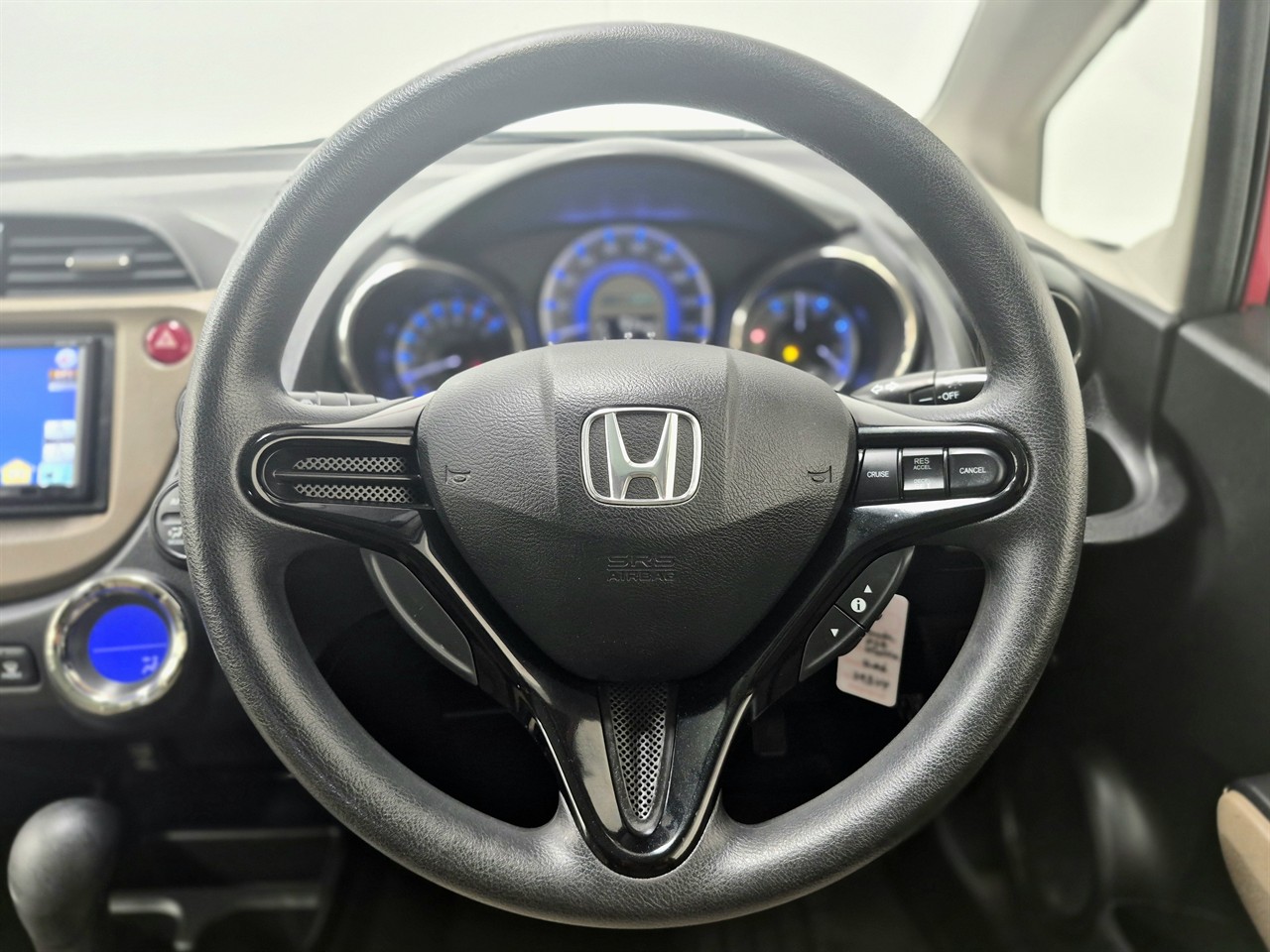 2012 Honda fit shuttle