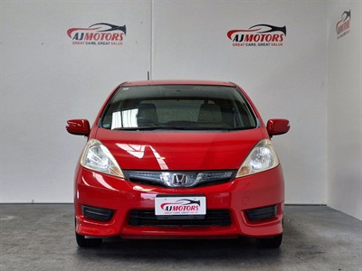 2012 Honda fit shuttle - Thumbnail