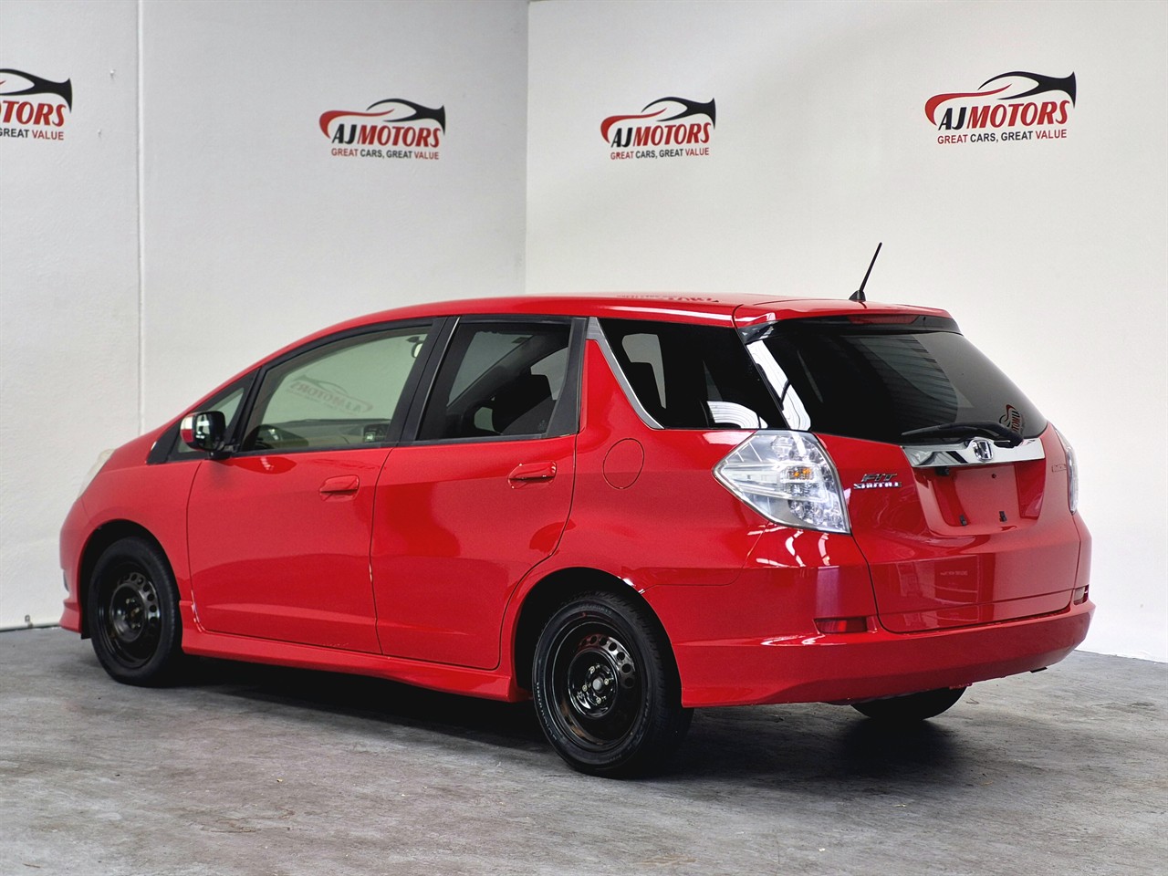 2012 Honda fit shuttle