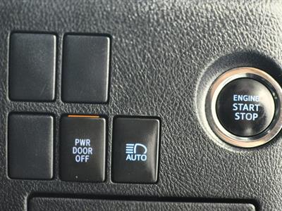 2020 Toyota Alphard - Thumbnail