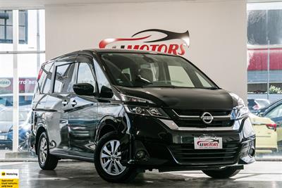 2016 Nissan Serena - Thumbnail
