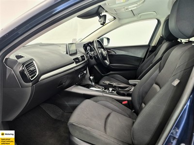 2014 Mazda Axela - Thumbnail