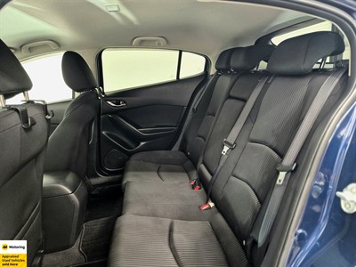 2014 Mazda Axela - Thumbnail