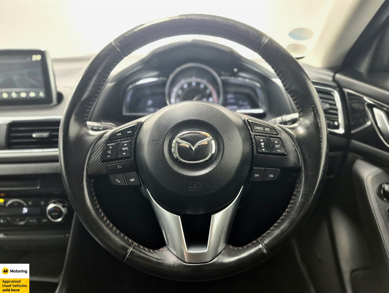 2014 Mazda Axela