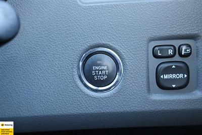 2012 Toyota Mark-X - Thumbnail
