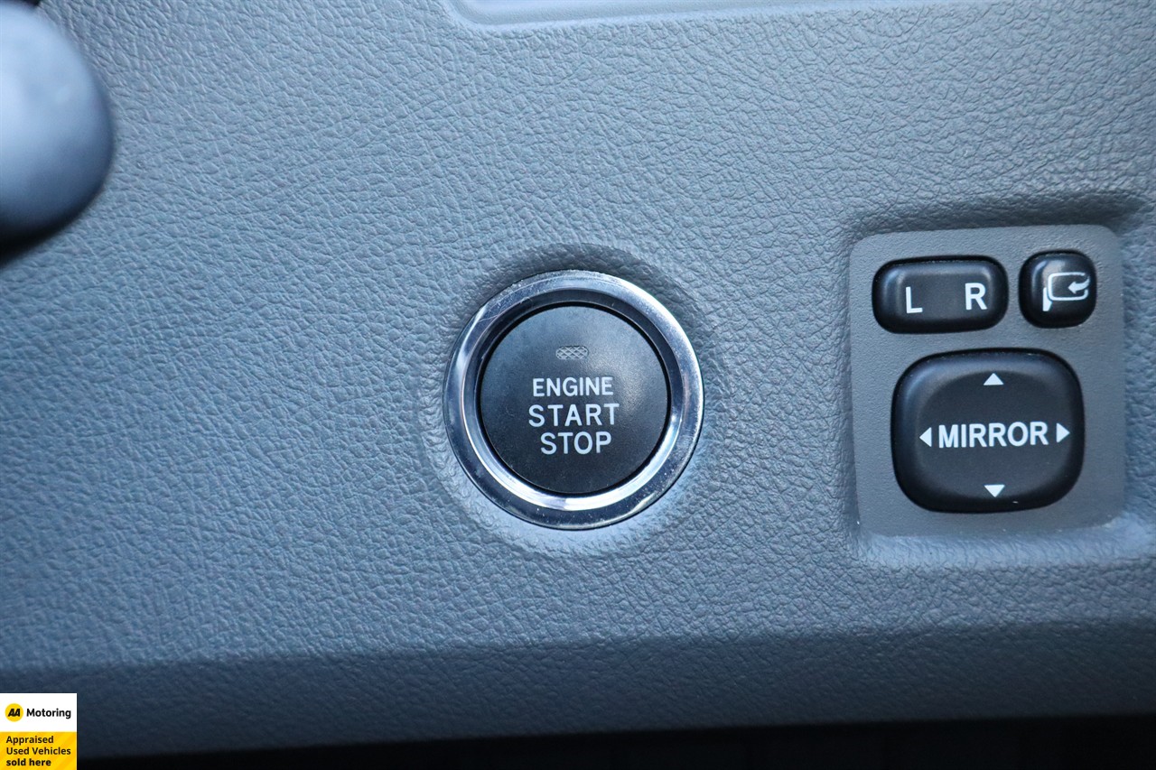 2012 Toyota Mark-X