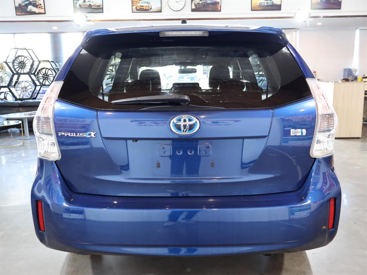 2012 Toyota Prius Alpha