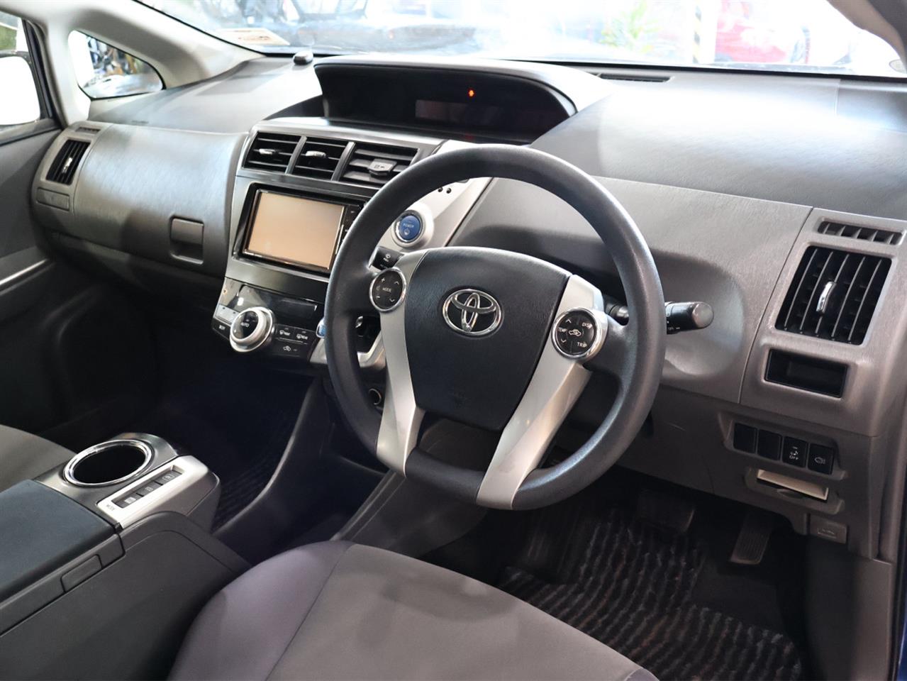 2012 Toyota Prius Alpha