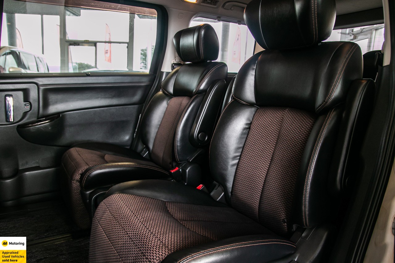 2012 Nissan Elgrand