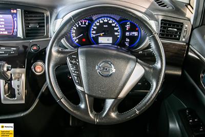 2012 Nissan Elgrand - Thumbnail