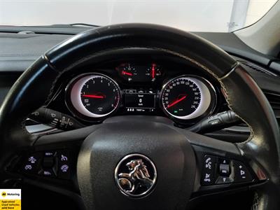 2019 Holden Commodore - Thumbnail