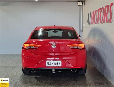 2019 Holden Commodore - Thumbnail
