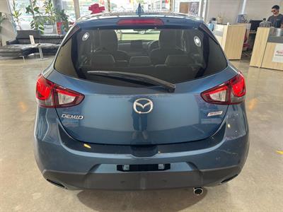 2017 Mazda Demio - Thumbnail