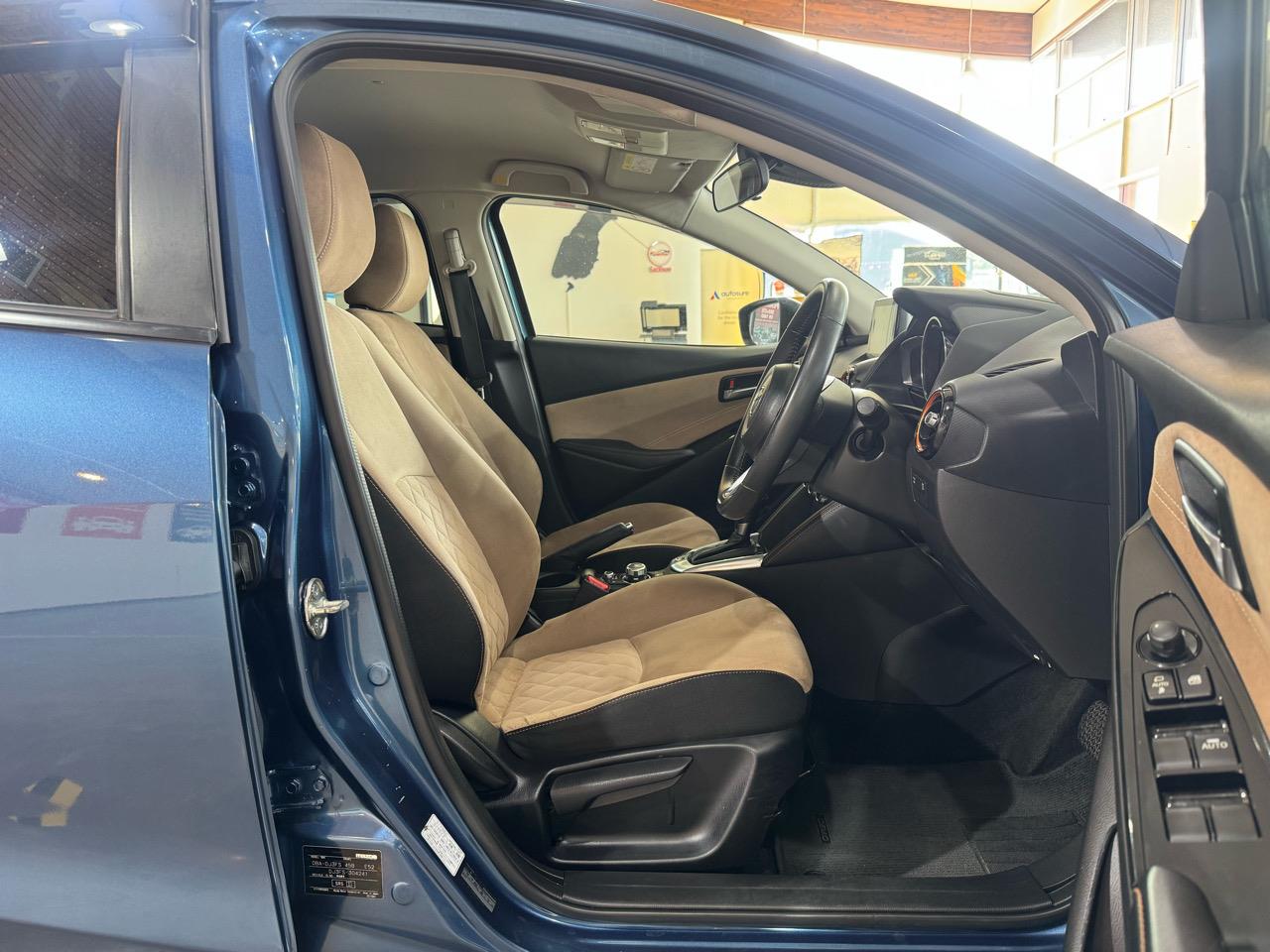 2017 Mazda Demio