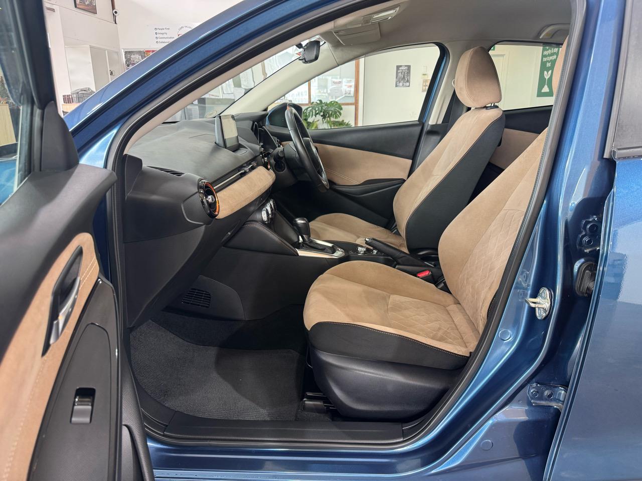 2017 Mazda Demio