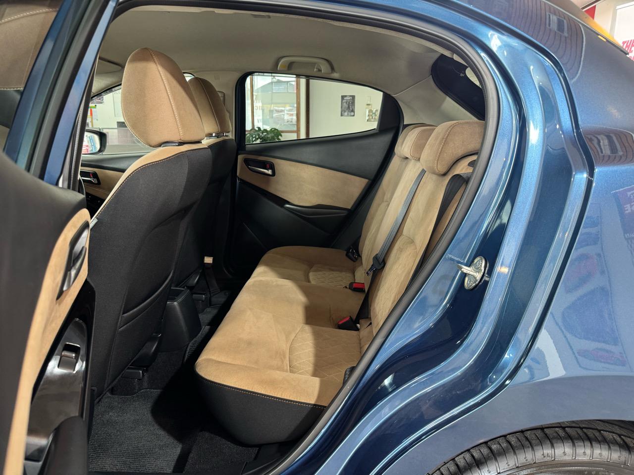 2017 Mazda Demio