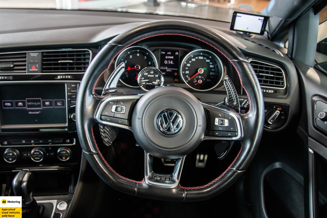 2017 Volkswagen Golf