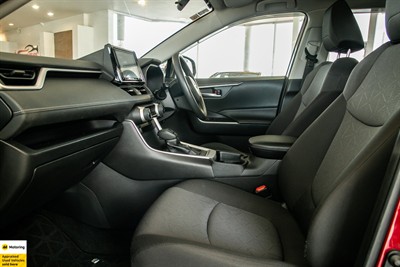 2019 Toyota RAV4 - Thumbnail