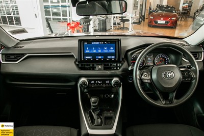 2019 Toyota RAV4 - Thumbnail