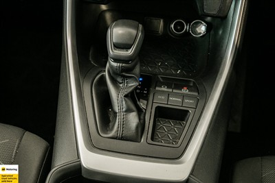 2019 Toyota RAV4 - Thumbnail