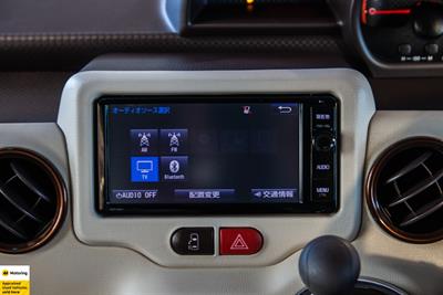 2015 Toyota Porte - Thumbnail