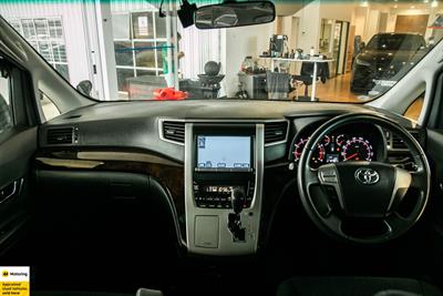 2012 Toyota Vellfire - Thumbnail