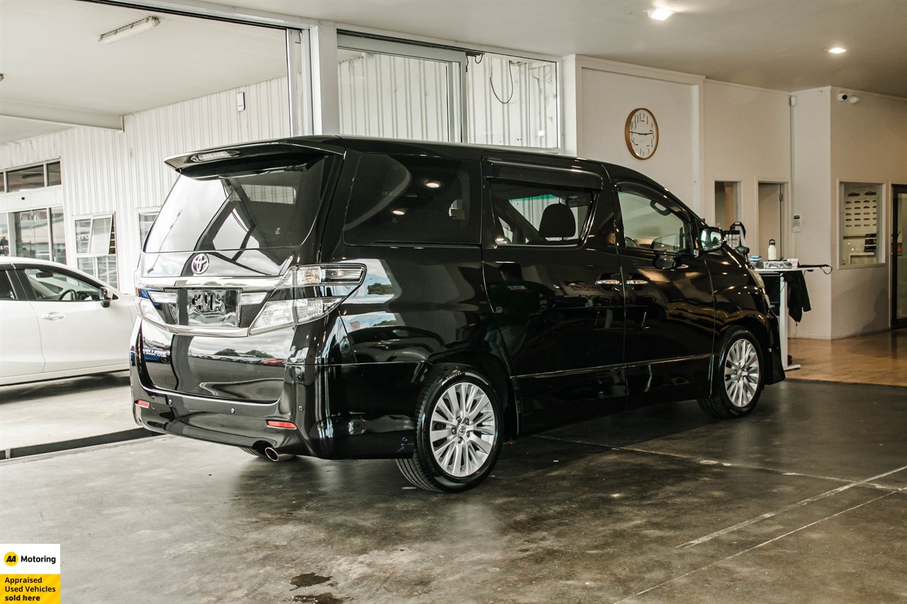 2012 Toyota Vellfire