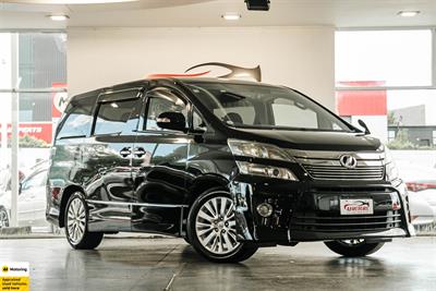 2012 Toyota Vellfire - Thumbnail
