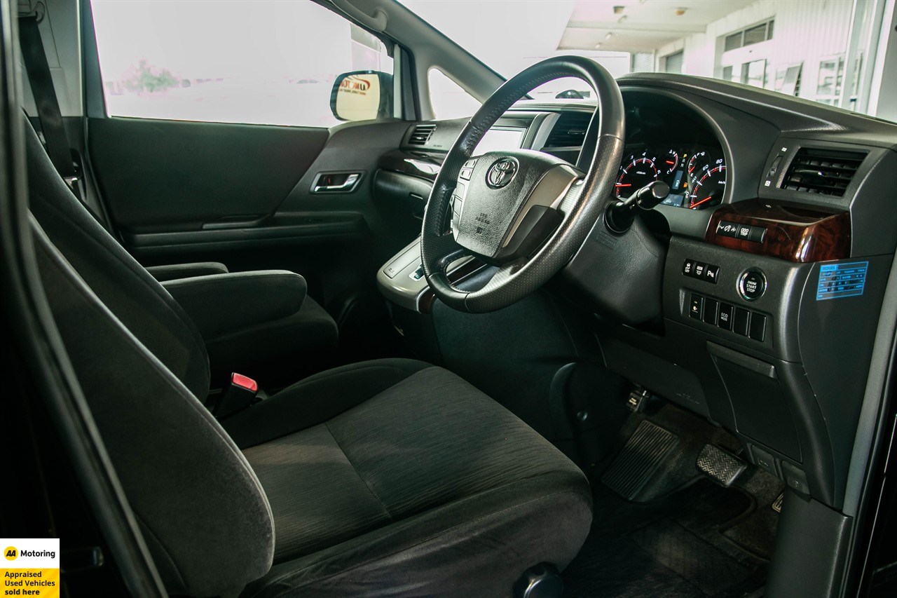 2012 Toyota Vellfire