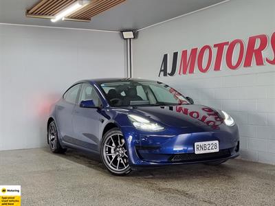 2021 Tesla Model 3 - Thumbnail