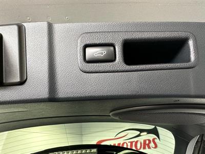 2017 Lexus NX300H - Thumbnail