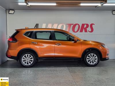 2021 Nissan X-Trail - Thumbnail