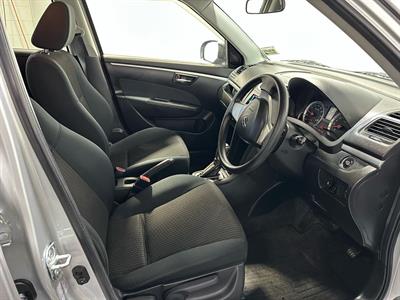 2015 Suzuki Swift - Thumbnail