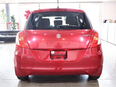 2014 Suzuki Swift - Thumbnail
