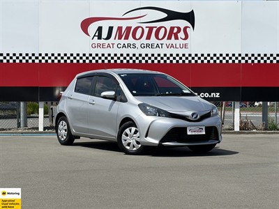 2015 Toyota Vitz - Thumbnail