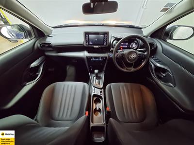 2021 Toyota YARIS CROSS - Thumbnail