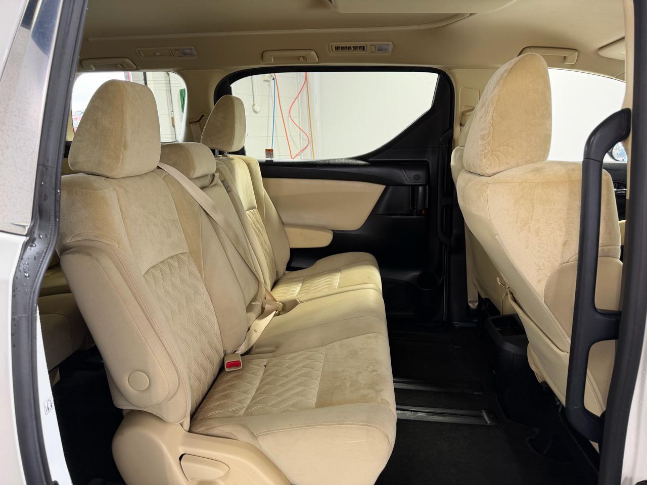 2023 Toyota Alphard