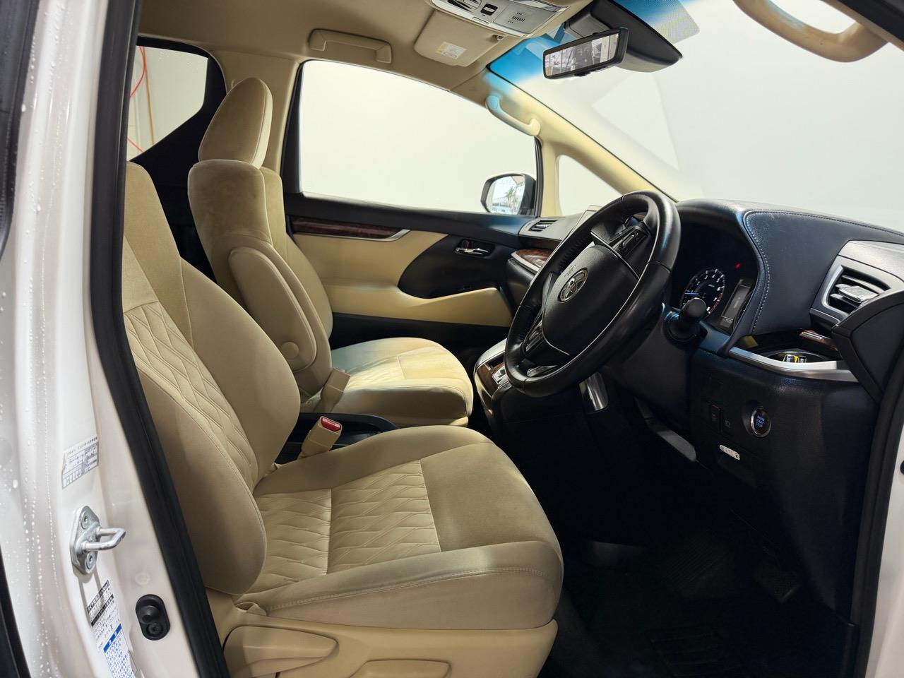 2023 Toyota Alphard