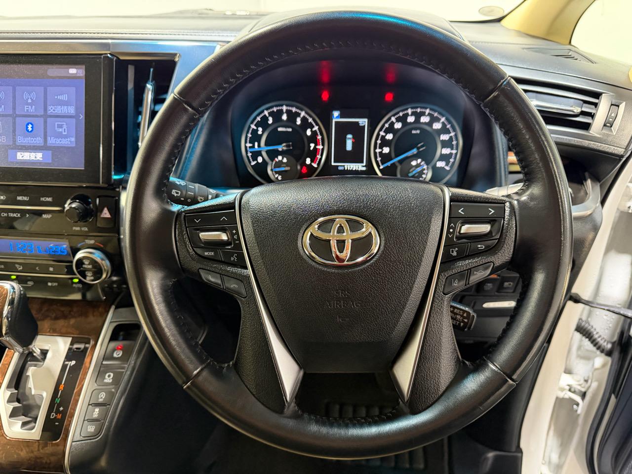 2023 Toyota Alphard