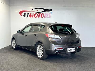 2009 Mazda Axela - Thumbnail
