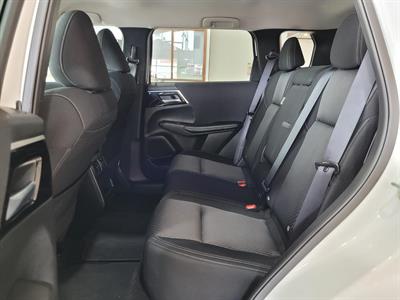 2024 Mitsubishi Outlander - Thumbnail